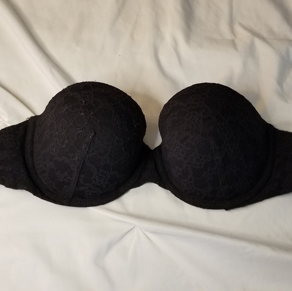 Black Strapless Victoria's Secret Bra - Picture 1 of 3